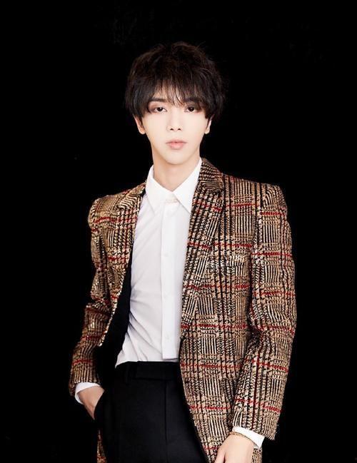 实料爆料明星名单最新版,实料名单大揭秘，明星动态一网打尽！  第3张